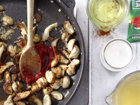 Pilzpfanne à la Crème Zubereitung Schritt 3 Pilzpfanne à la Crème Zubereitung Schritt 3