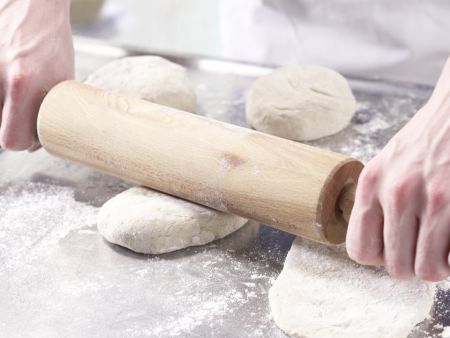 Pizza mit Lammhack Zubereitung Schritt 4 Pizza mit Lammhack Zubereitung Schritt 4