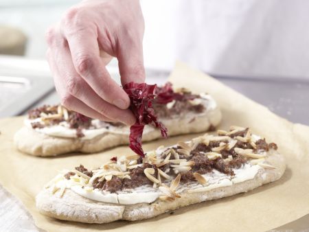 Pizza mit Lammhack Zubereitung Schritt 9 Pizza mit Lammhack Zubereitung Schritt 9