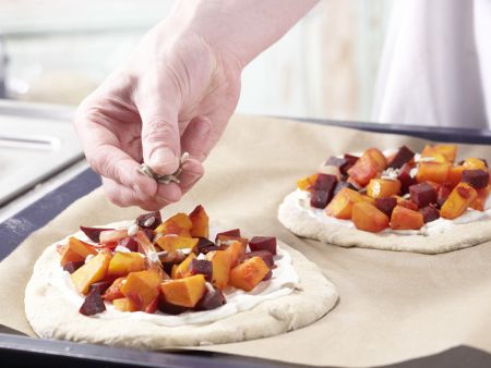 Pizza mit Roter Bete Zubereitung Schritt 10 Pizza mit Roter Bete Zubereitung Schritt 10