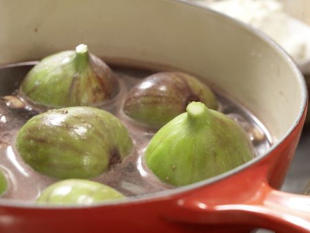 Pochierte Feigen Zubereitung Schritt 3 Pochierte Feigen Zubereitung Schritt 3