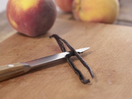 Pochierte Pfirsiche Zubereitung Schritt 1 Pochierte Pfirsiche Zubereitung Schritt 1