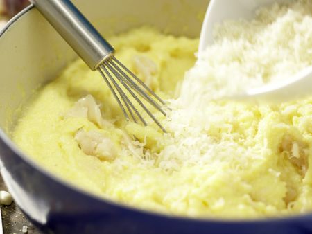 Polenta mit gebackenem Knoblauch Zubereitung Schritt 8 Polenta mit gebackenem Knoblauch Zubereitung Schritt 8