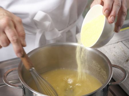 Polenta-Lachs-Türmchen Zubereitung Schritt 1 Polenta-Lachs-Türmchen Zubereitung Schritt 1