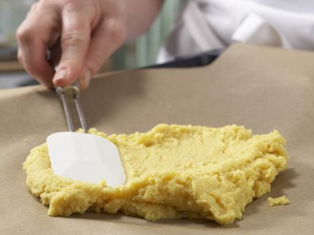 Polenta-Lachs-Türmchen Zubereitung Schritt 2 Polenta-Lachs-Türmchen Zubereitung Schritt 2