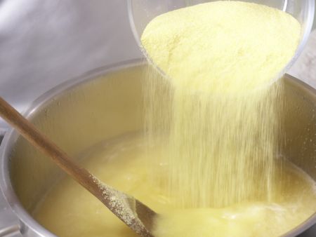 Polenta-Pizza auf mexikanische Art Zubereitung Schritt 4 Polenta-Pizza auf mexikanische Art Zubereitung Schritt 4