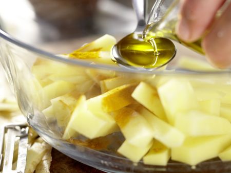 Pommes aus dem Ofen Zubereitung Schritt 2 Pommes aus dem Ofen Zubereitung Schritt 2