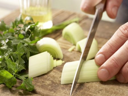 Puten-Steckrüben-Topf Zubereitung Schritt 4 Puten-Steckrüben-Topf Zubereitung Schritt 4