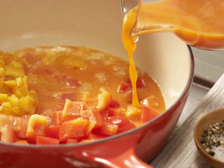 Puten-Tofu-Geschnetzeltes "Benjamin" Zubereitung Schritt 8 Puten-Tofu-Geschnetzeltes "Benjamin" Zubereitung Schritt 8