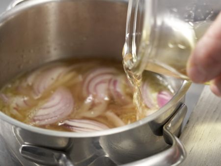 Putenrouladen auf Blattspinat Zubereitung Schritt 9 Putenrouladen auf Blattspinat Zubereitung Schritt 9