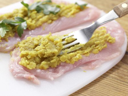 Putenrouladen mit Linsenfüllung Zubereitung Schritt 7 Putenrouladen mit Linsenfüllung Zubereitung Schritt 7