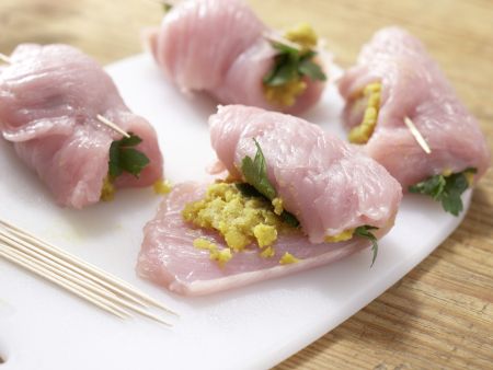 Putenrouladen mit Linsenfüllung Zubereitung Schritt 8 Putenrouladen mit Linsenfüllung Zubereitung Schritt 8