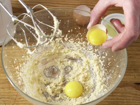 Quarkdessert auf russische Art Zubereitung Schritt 4 Quarkdessert auf russische Art Zubereitung Schritt 4