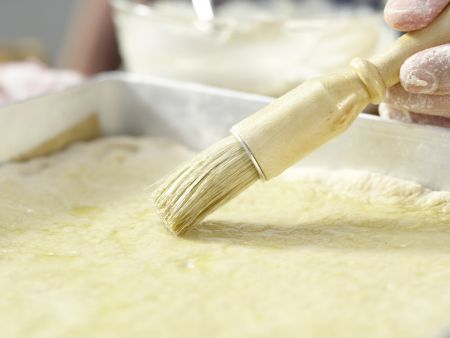 Pizza mit Räucherlachs Zubereitung Schritt 6 Pizza mit Räucherlachs Zubereitung Schritt 6