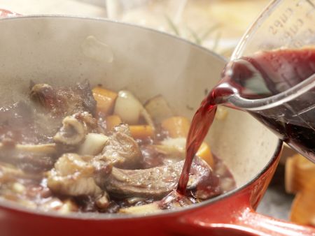Rehrücken mit Chili-Schoko-Sauce Zubereitung Schritt 3 Rehrücken mit Chili-Schoko-Sauce Zubereitung Schritt 3