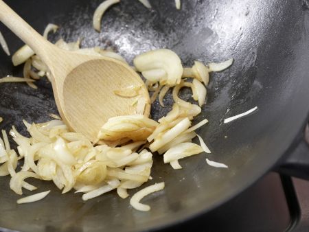Reisnudeln mit Putenbrust Zubereitung Schritt 8 Reisnudeln mit Putenbrust Zubereitung Schritt 8