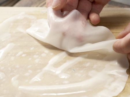 Reispapier-Wraps Zubereitung Schritt 5 Reispapier-Wraps Zubereitung Schritt 5