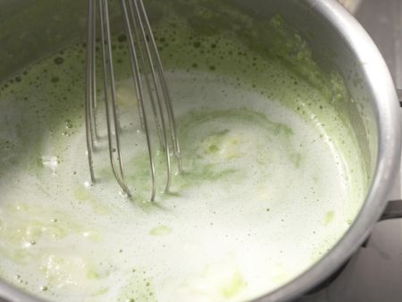 Reistürmchen mit Erbsensauce Zubereitung Schritt 7 Reistürmchen mit Erbsensauce Zubereitung Schritt 7