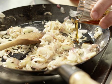 Rinderfiletbraten mit Pilzfüllung Zubereitung Schritt 10 Rinderfiletbraten mit Pilzfüllung Zubereitung Schritt 10
