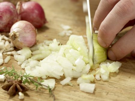 Rinderfiletbraten mit Pilzfüllung Zubereitung Schritt 2 Rinderfiletbraten mit Pilzfüllung Zubereitung Schritt 2