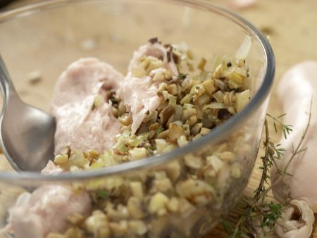 Rinderfiletbraten mit Pilzfüllung Zubereitung Schritt 4 Rinderfiletbraten mit Pilzfüllung Zubereitung Schritt 4