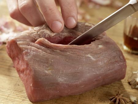Rinderfiletbraten mit Pilzfüllung Zubereitung Schritt 5 Rinderfiletbraten mit Pilzfüllung Zubereitung Schritt 5