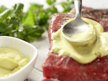 Roastbeef mit Mandel-Remoulade Zubereitung Schritt 6 Roastbeef mit Mandel-Remoulade Zubereitung Schritt 6