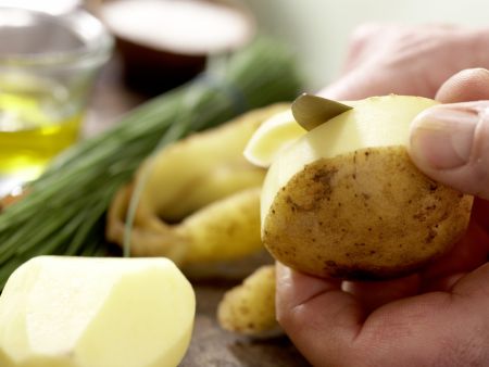 Rochenflügel mit Kapernsauce Zubereitung Schritt 1 Rochenflügel mit Kapernsauce Zubereitung Schritt 1