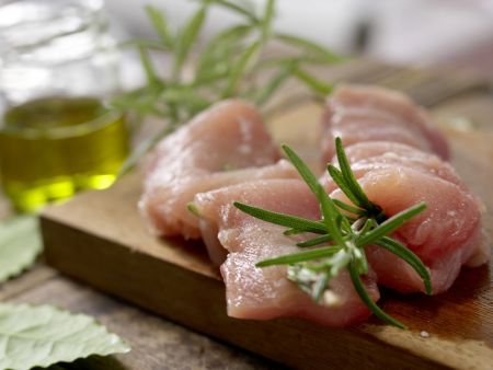 Rosmarin-Kaninchen-Spieße Zubereitung Schritt 3 Rosmarin-Kaninchen-Spieße Zubereitung Schritt 3