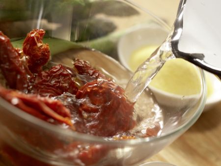 Rotbarbe auf Salate-Mix Zubereitung Schritt 1 Rotbarbe auf Salate-Mix Zubereitung Schritt 1