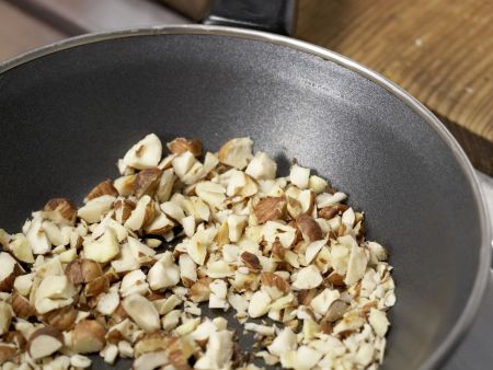 Rote-Bete-Suppe mit Lebkuchengewürz Zubereitung Schritt 6 Rote-Bete-Suppe mit Lebkuchengewürz Zubereitung Schritt 6