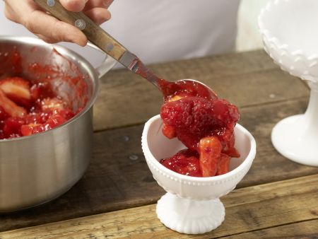 Rote Grütze Zubereitung Schritt 5 Rote Grütze Zubereitung Schritt 5