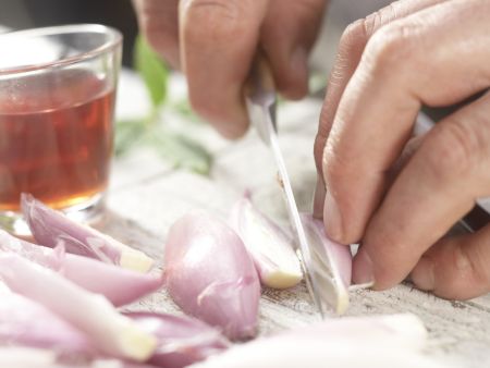 Rotweinschalotten Zubereitung Schritt 1 Rotweinschalotten Zubereitung Schritt 1