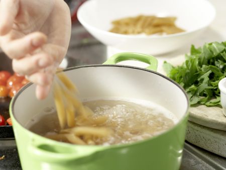 Rucola-Penne Zubereitung Schritt 3 Rucola-Penne Zubereitung Schritt 3