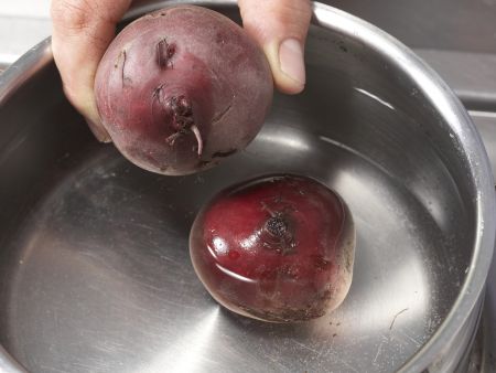 Russische Kohlsuppe "Borschtsch" – smarter Zubereitung Schritt 1 Russische Kohlsuppe "Borschtsch" – smarter Zubereitung Schritt 1