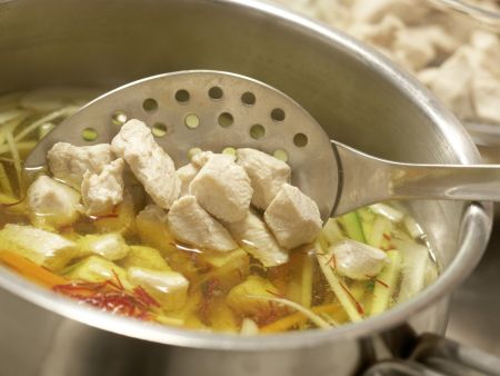Safran-Gemüse-Suppe Zubereitung Schritt 8 Safran-Gemüse-Suppe Zubereitung Schritt 8