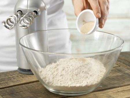 Saftige Kartoffelbrötchen Zubereitung Schritt 2 Saftige Kartoffelbrötchen Zubereitung Schritt 2