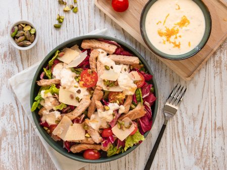 Salat mit Fleischstreifen Rezept