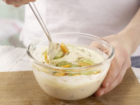 Sanddorn-Quark-Müsli Zubereitung Schritt 5 Sanddorn-Quark-Müsli Zubereitung Schritt 5