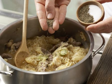 Sauerkraut-Filet-Topf Zubereitung Schritt 7 Sauerkraut-Filet-Topf Zubereitung Schritt 7