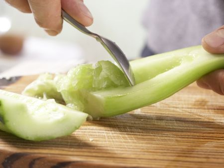Schafskäsespieße Zubereitung Schritt 6 Schafskäsespieße Zubereitung Schritt 6