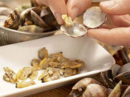 Scharfe Muschelsuppe Zubereitung Schritt 4 Scharfe Muschelsuppe Zubereitung Schritt 4