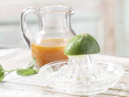 Scharfer Möhrensaft Zubereitung Schritt 1 Scharfer Möhrensaft Zubereitung Schritt 1
