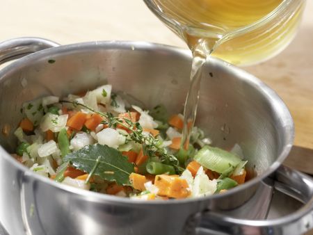 Schnelle Minestrone Zubereitung Schritt 4 Schnelle Minestrone Zubereitung Schritt 4
