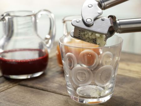 Schneller Rote-Bete-Drink Zubereitung Schritt 1 Schneller Rote-Bete-Drink Zubereitung Schritt 1