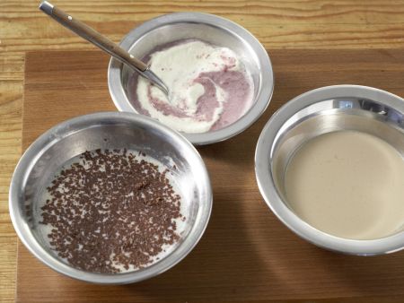 Schoko-, Chai- und Cranberry-Eis Zubereitung Schritt 8 Schoko-, Chai- und Cranberry-Eis Zubereitung Schritt 8