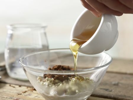 Schoko-Kirsch-Quark Zubereitung Schritt 3 Schoko-Kirsch-Quark Zubereitung Schritt 3