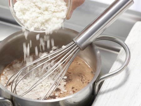 Schoko-Milchreis mit Pfirsich Zubereitung Schritt 1 Schoko-Milchreis mit Pfirsich Zubereitung Schritt 1