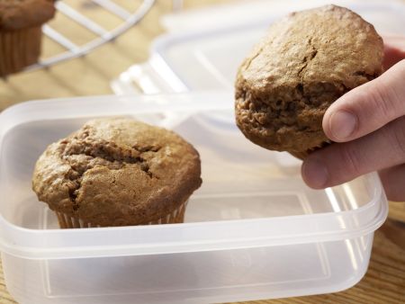 Schoko-Muffins mit Haferflocken Zubereitung Schritt 5 Schoko-Muffins mit Haferflocken Zubereitung Schritt 5