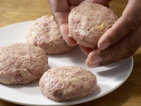 Selbstgemachte Cheeseburger Zubereitung Schritt 5 Selbstgemachte Cheeseburger Zubereitung Schritt 5